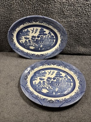 2 passende Churchill ''Willow'' - blaue + weiße ovale Platte 31,5 cm