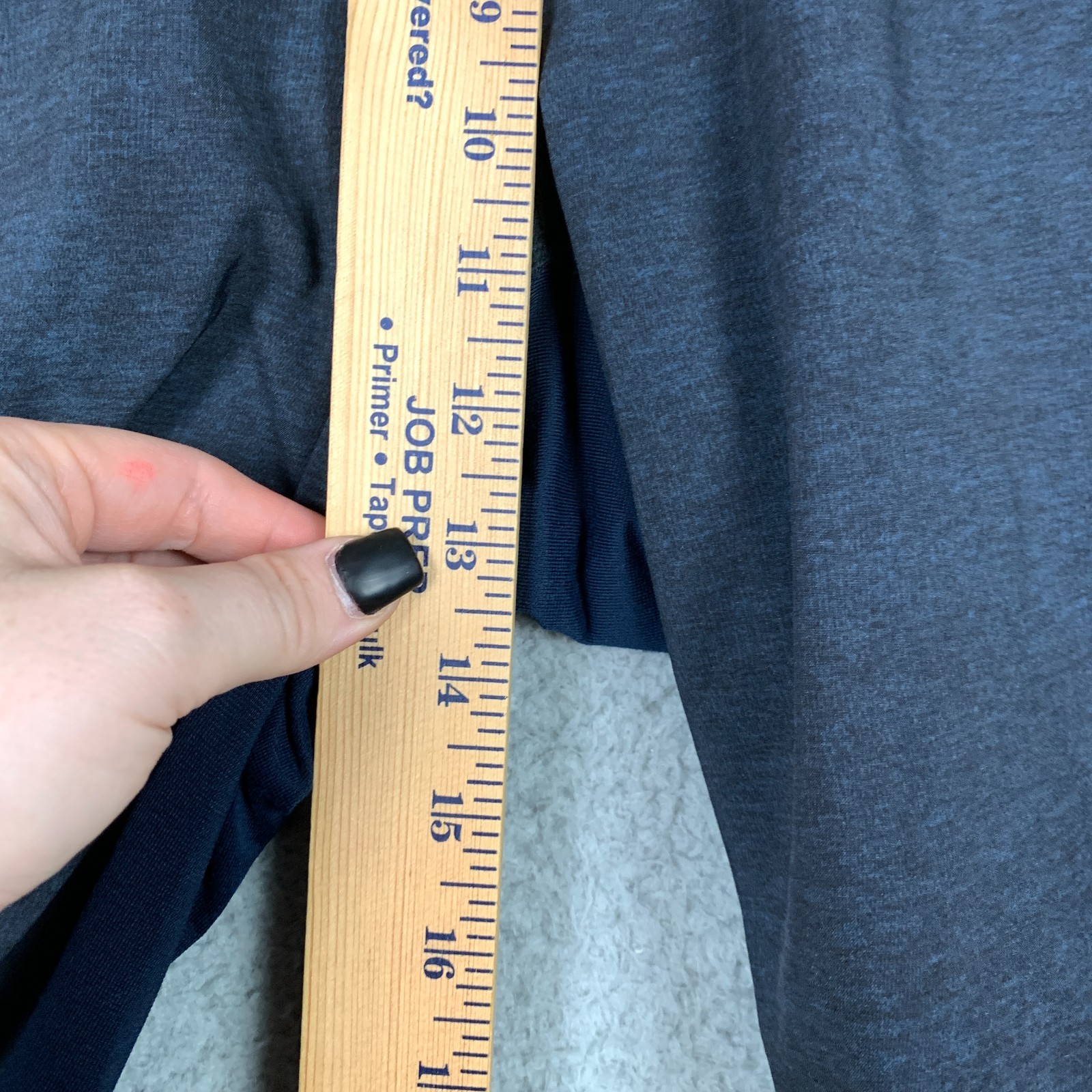 Lululemon T.H.E. Shorts Men's Medium Navy/Black Linerless 9" Stretch Gym Workout