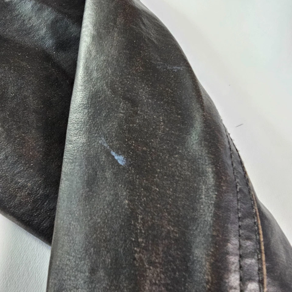 Chaqueta de cuero sintético No Boundaries para mujer mediana (7/9) Foto 3 de 4