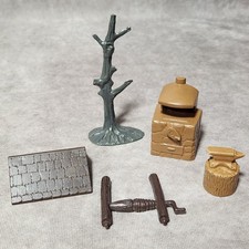 Vtg Marx Toys Roy Rogers Western playset Plastic Well parts Anvil Stove acces.