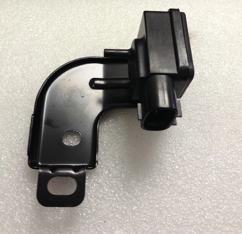 Sensor de presión absoluta colector OEM AS68 NUEVO Toyota Camry *1992-1996 Foto 2 de 3