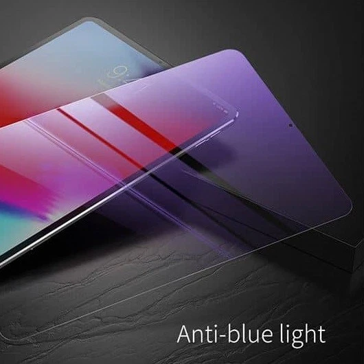 iPad Pro 12.9 4th Generation Anti-Blue Light Temp Glass Screen Protector - Image 3 of 4