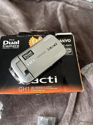 Sanyo Xacti VPC-GH1 1080i HD 14MP Camcorder, Silber getestet mit OVP