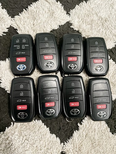 Lot Of 8 Oem Toyota Key Fob Smart New - Picture 2 of 2