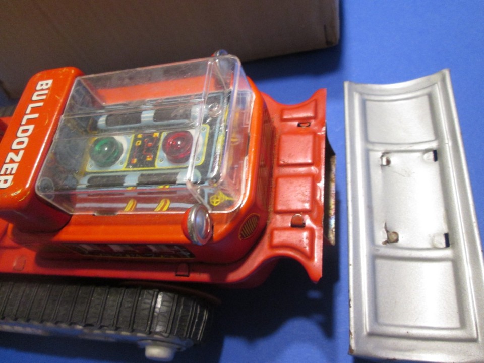Latta Giocattolo Robot Venus - Meet The Robots - Raccoglilo! - Oggetto Da Collezione E Nostalgia - Vintage Tin Toy