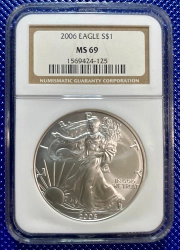 2006 ~ Silver Eagle S$1 ~ NGC MS69 ~ #1569424-125 ~ light scratch