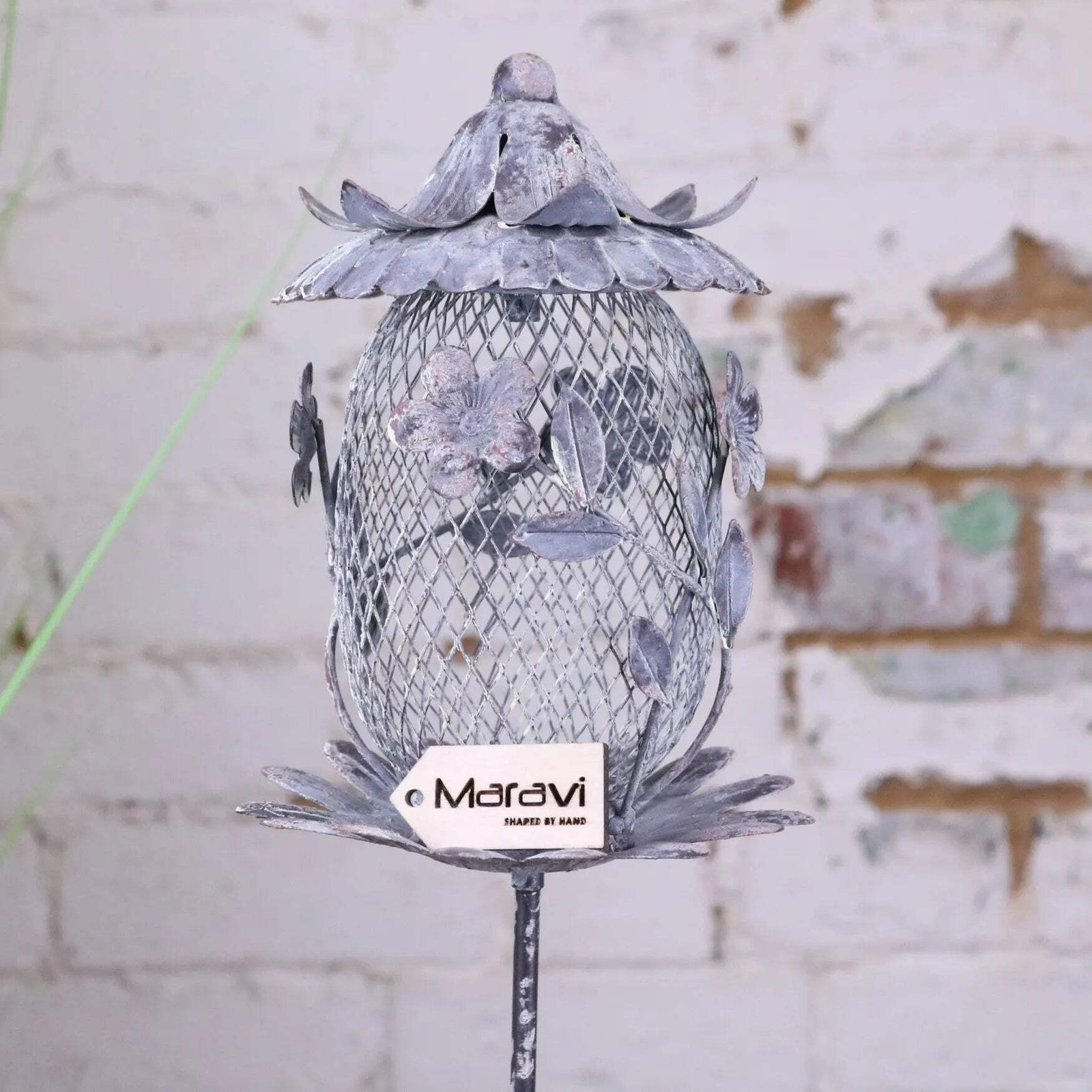 Kesari Rustic Metal Bird Feeder Garden Decor Patio Gift Wildlife