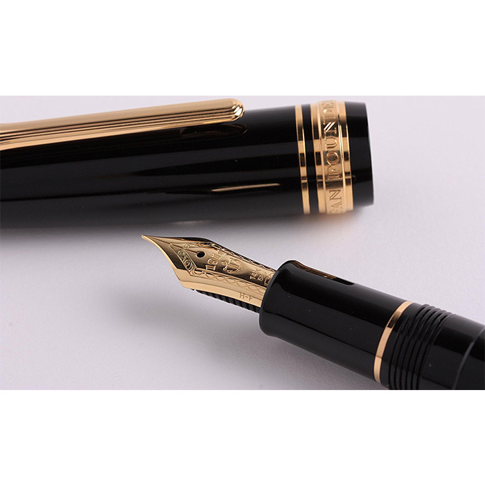 Sailor 1911 Standard Black GT 14K Gold Extra Fine Point Fountain