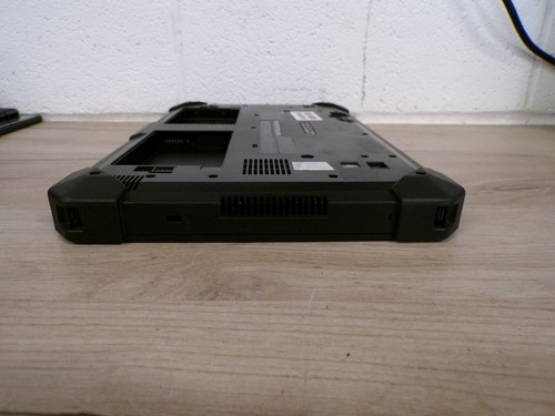Dell Latitude 7220 Rugged Extreme i5-8365U 8GB Ram 256GB HDD Replacement unit - Picture 3 of 5
