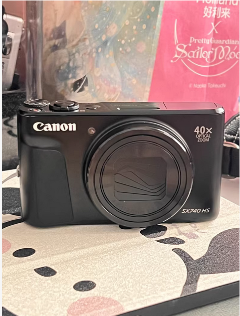 Canon PowerShot SX740 HS Zoom Lens 40x 20.30MP Black Compact