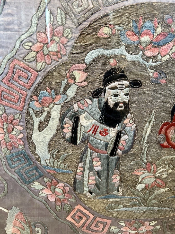 "Deidades Fu Lu antiguas chinas enmarcadas de seda y oro bordado 30""x25""" Foto 2 de 4