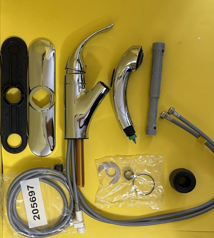 Grifo de cocina cromado Moen 67315C Integra de una manija de arco bajo Foto 2 de 4