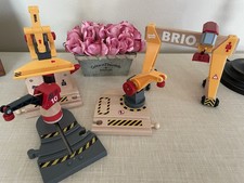 Authentic NEW Brio World wooden railway Lot of 4 Cranes Freight Goods Station