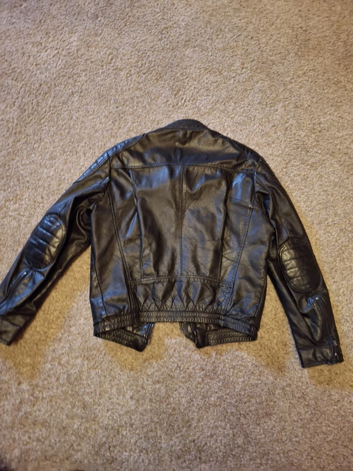 Vintage Brooks Cafe Racer Black Leather Motorcycle Biker Jacket Size 40 Medium - Image 2 of 4