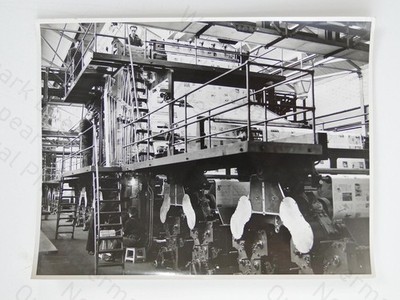 Industriezeitungsdruck Presse Fabrikarbeiter Charles E. Brown um 1940