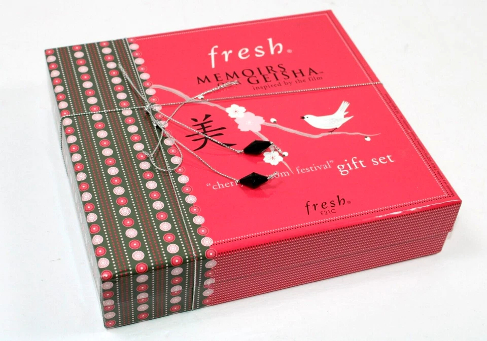 Difícil de encontrar Fresh Memoirs of a Geisha Perfume Set Cherry Blossom Festival 2005 Set de regalo Foto 4 de 4