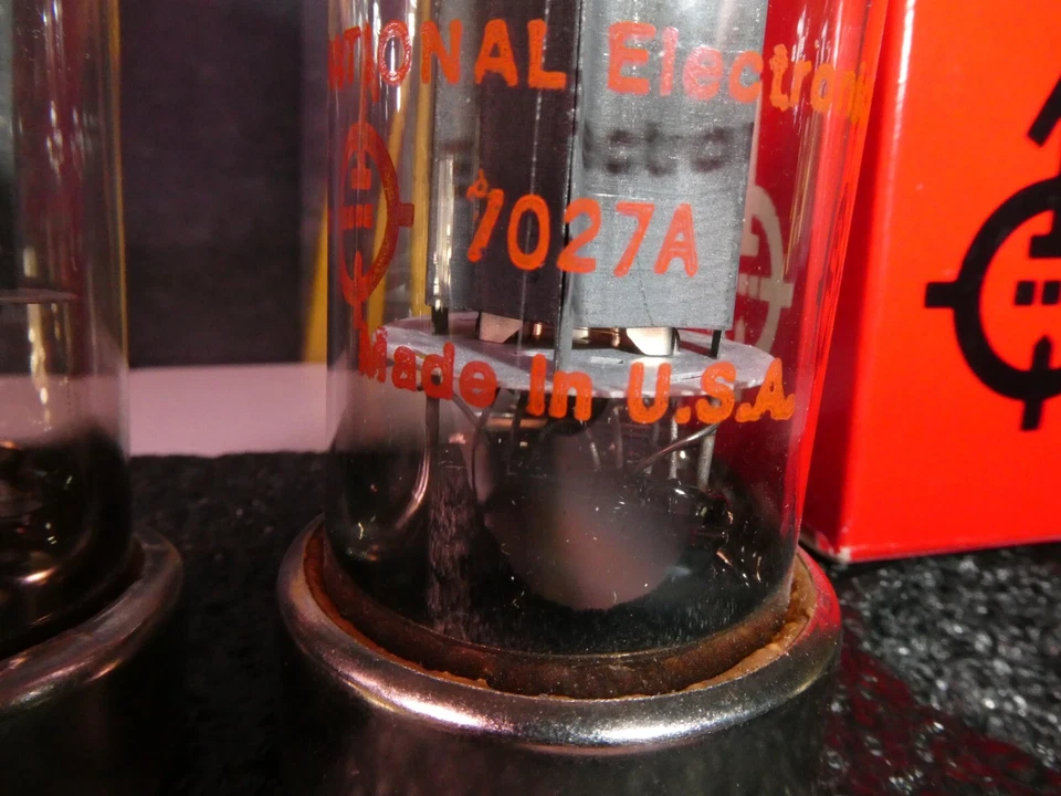 Вакуумные трубки 7027A National Electronics набор из 2 сделано в США металлическая основа новый из старых запасов новый в коробке P9 - Изображение 4 из 4