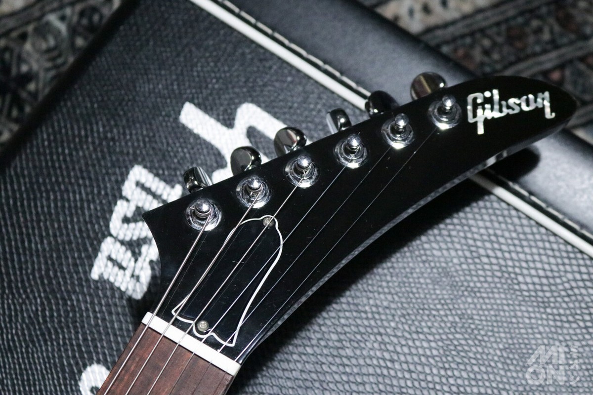 ギター Gibson USA / Explorer +EMG(81/85) 2005 Gibson Explorer '76 Reissue w/EMG 81/85 Pickups and