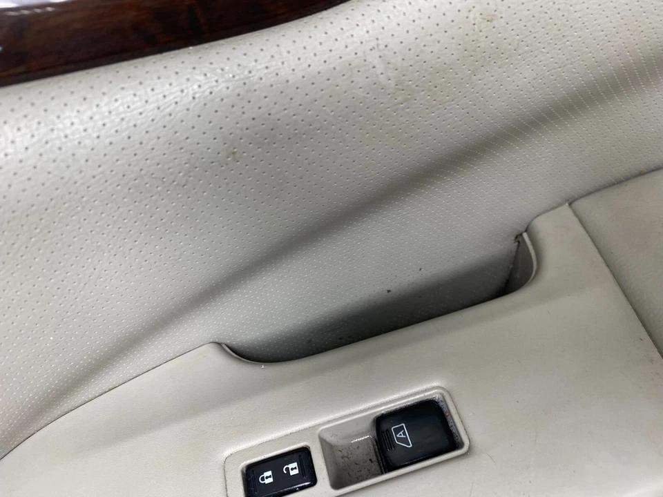 2011 to 2017 Nissan Quest Right Passenger Front Door Panel J2280 DG1 - Image 4 of 4