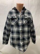Wrangler mens medium Plaid Flannel Button Quilted lined Hoodie Shacket