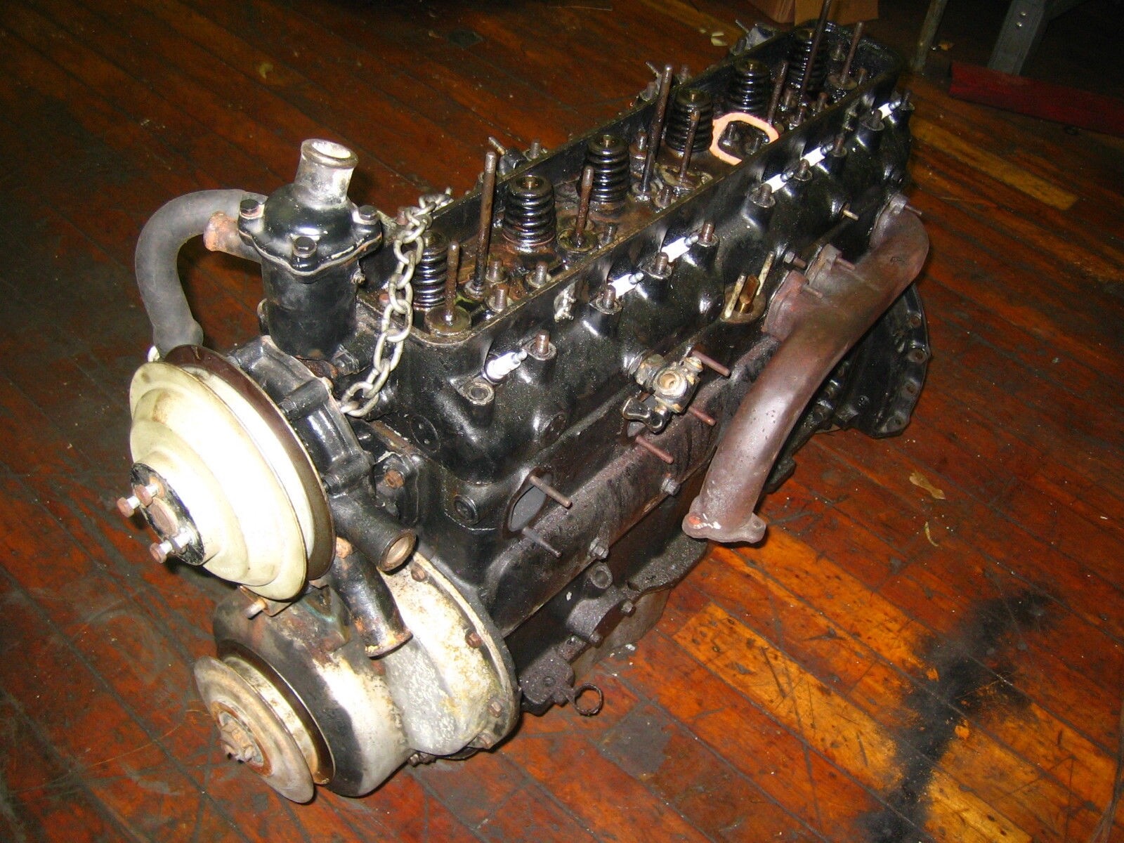 BENTLEY 'SPECIAL' BUILDER? SENDER UNIT. LARGEST USED EPW ROLLS ROYCE INVENTORY