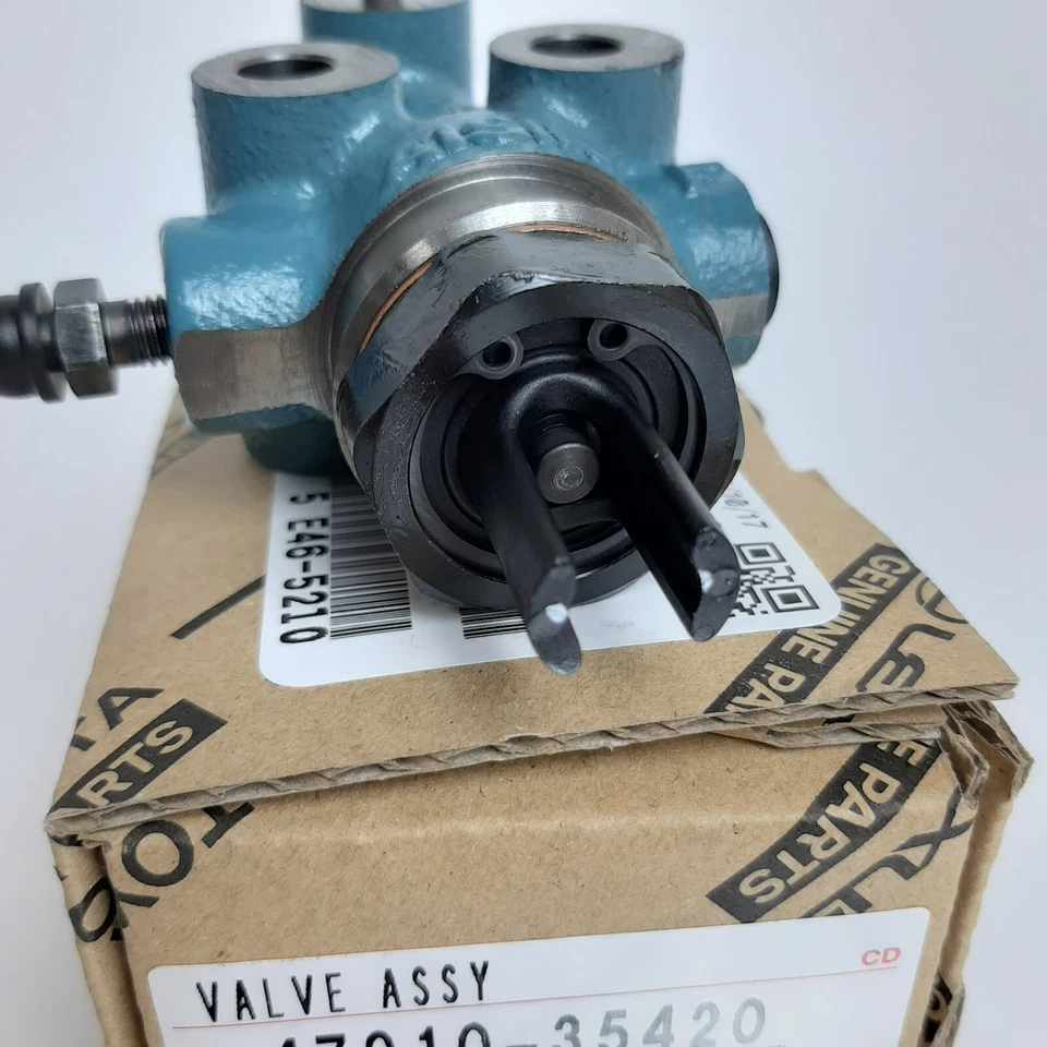 Válvula dosificadora con detección de carga 4 corredores para camioneta Toyota 47910-35420 genuina OEM Foto 4 de 4