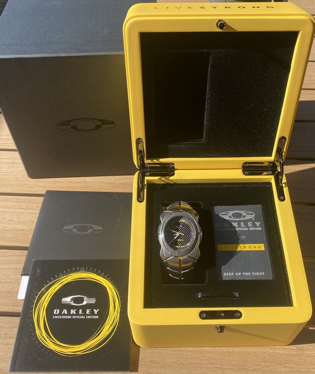 New Oakley Time Bomb II Livestrong Limited Edition Watch BRAND NEW