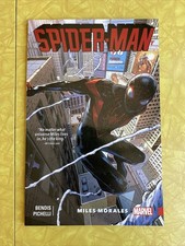 Brian Michael Bendis Spider-man: Miles Morales Vol. 1 (Paperback)