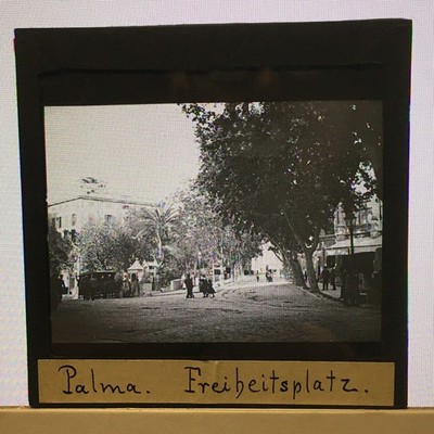 altes Glasdia Platte/antique glass slide   Palma/ Mallorca/ Plaza de la Libertad