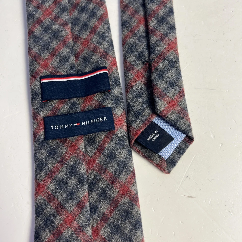 Gravata clássica TOMMY Hilfiger cinza vermelho azul marinho xadrez mistura de lã - Imagem 3 de 4