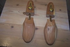 Hanig's cedar wood size Large L shoe trees