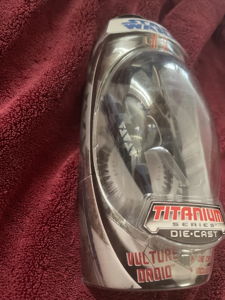 Star Wars Titanium - Vulture Droid Falcon 2008 - RARO - FONDO BLANCO Foto 4 de 4