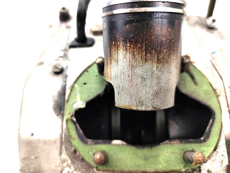 Hercules K 125 BW Original Motor ohne Zylinder mit Zündung u Kolben