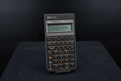Hewlett Packard HP 32 S II RPN Scientific Taschenrechner + Tasche