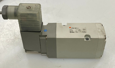   NEW SMC 24 VDC SOLENOID VALVE 0.2-0.7MPa 1.75 WATT VP544-5DZ1-A