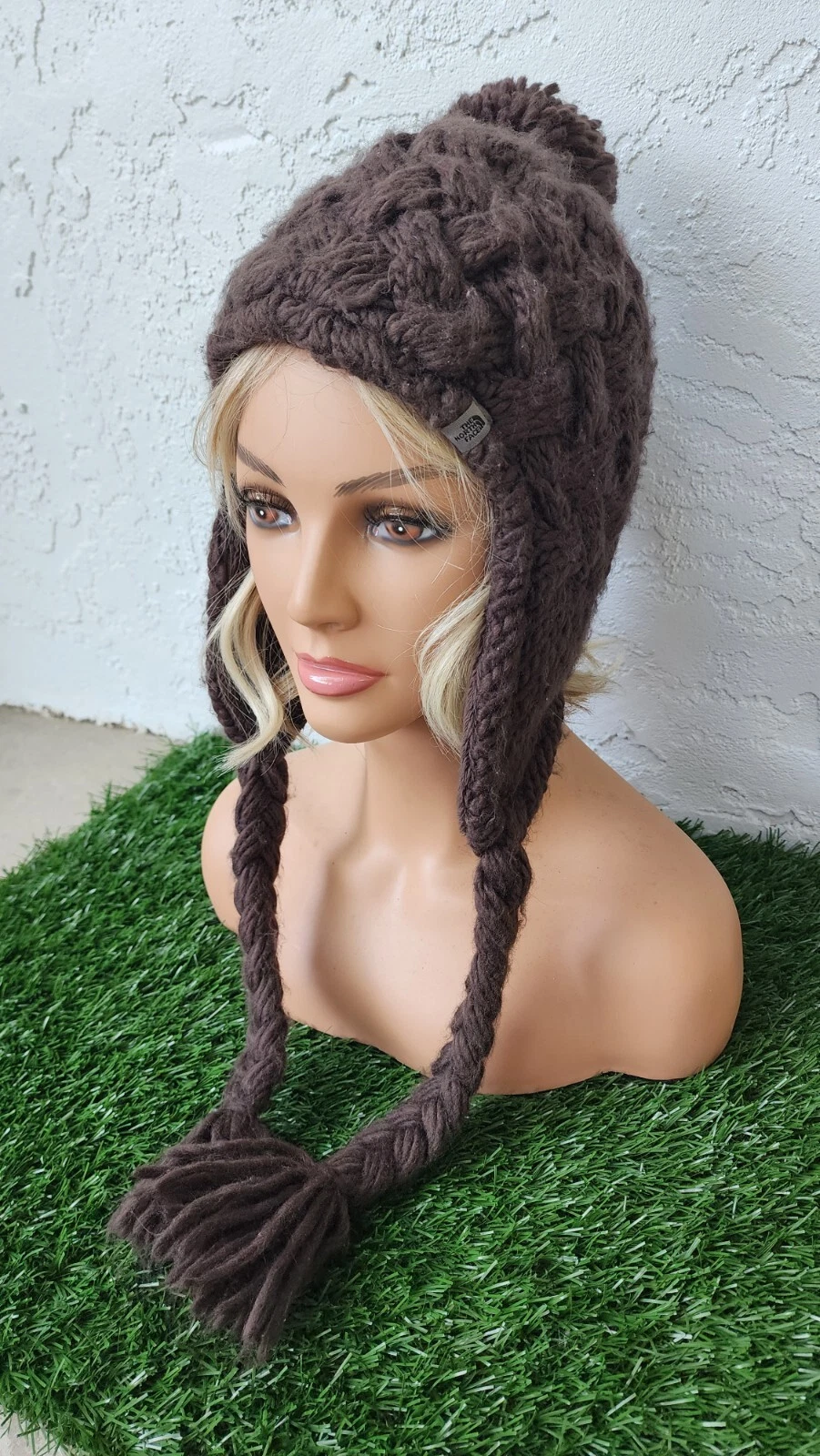 The North Face Womens Hat Brown Cable knit Pom poms Fleece Lined O/S