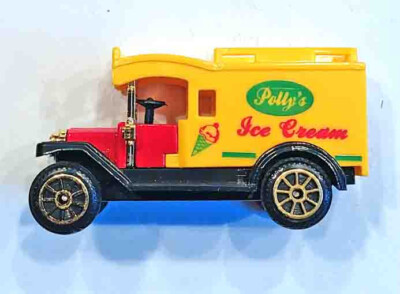 Oldtimer Modellauto gelb Polly's Ice Cream No. 607-612 China Kunststoff 6x3x3 cm