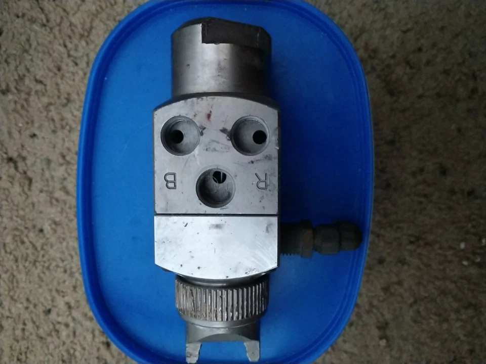 АВТОМАТИЧЕСКИЙ КРАСКОПУЛЬТ SATA LP 90 - Изображение 3 из 4