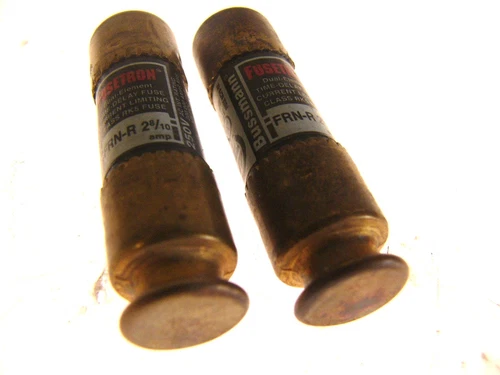 LOT OF 2 BUSSMANN FUSETRON FRN-R-2-8/10 FUSES CLASS RK5 (F34)