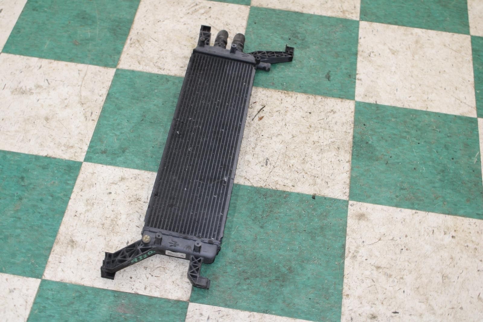 14-19 Ghibli Auxiliary Coolant Radiator Assy 3.0L Engine Aux Unit Factory OE OEM