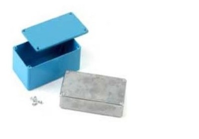 Gehäuse Deltron blau, IP66, Flansch, 115 x 65 x 55 mm