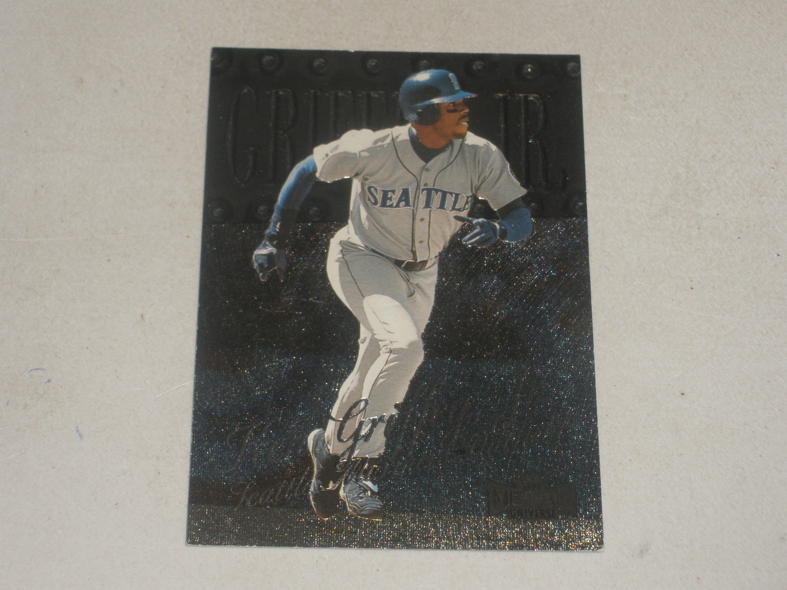 1999 Skybox Metal Universe #95 Ken Griffey Jr