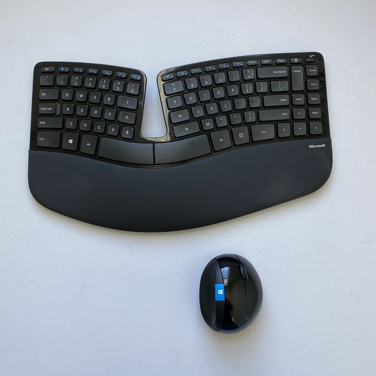 Microsoft Sculpt Ergonomic Wireless Desktop Keyboard Mouse
