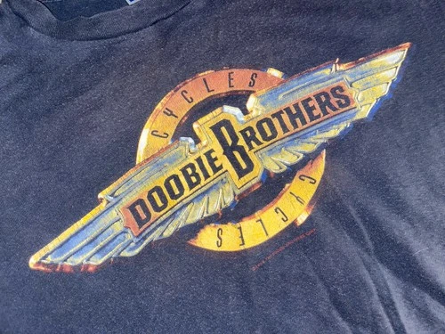 Cool! Vintage Doobie Brothers Concert T-shirt “Cycles Tour” 1980s vintage concert t-shirt, vintage, single stitch, B+ condition