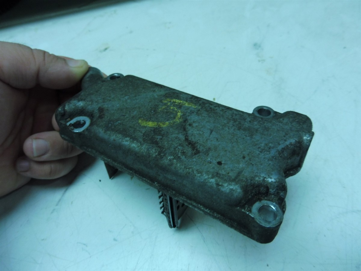 1992 Kawasaki ZX1100 KM186B. Engine valve cover breather vent