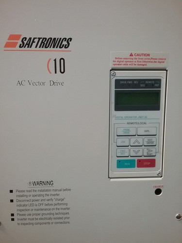 SAFTRONICS C10 4050-1, AC DRIVE, 3HP 380-480V, 50/60 Hz, 80A at 110% for 60 Sec - Picture 3 of 6