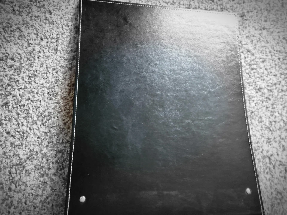 Álbum de recortes de 3 anillos American Crafts The Color Of Memories 12x12 Foto 2 de 2