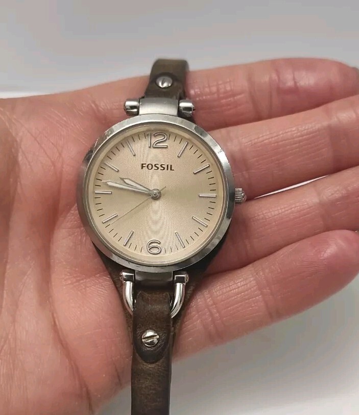 Vintag Fossil ES2830 Women Brown Leather Silver Dial Quartz Genuine Watch  Needs