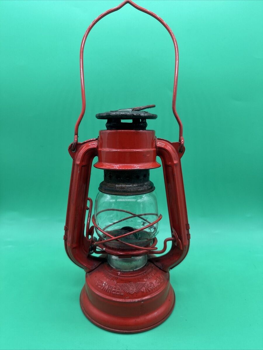 Vintage Winged Wheel No. 350 Red Kerosene Lantern Japan Lamp Vintage Winged Wheel No. 350 Red Kerosene Lantern Japan Lamp
