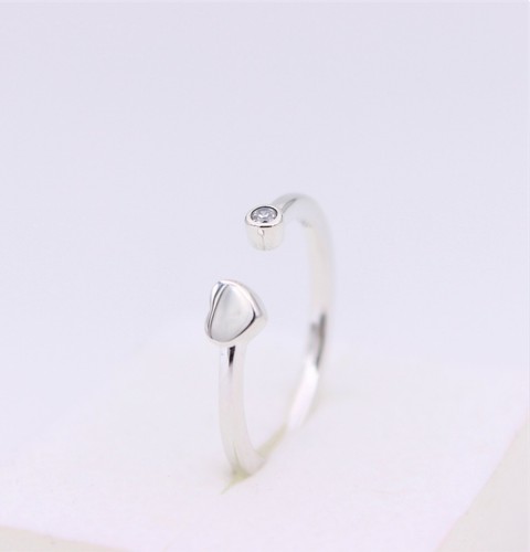 Size 8.5/58 Authentic PANDORA Silver 